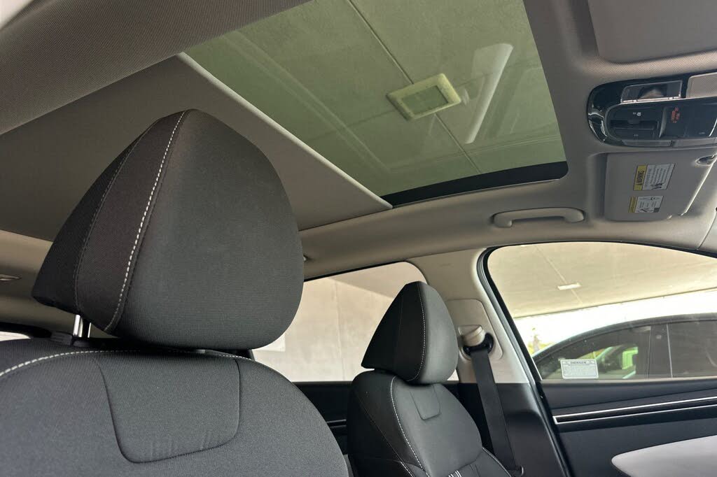 2022 Hyundai Tucson Hybrid