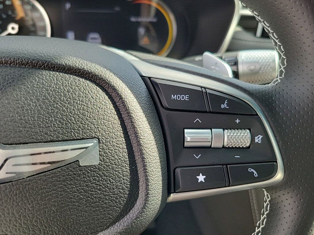 2025 Genesis G70