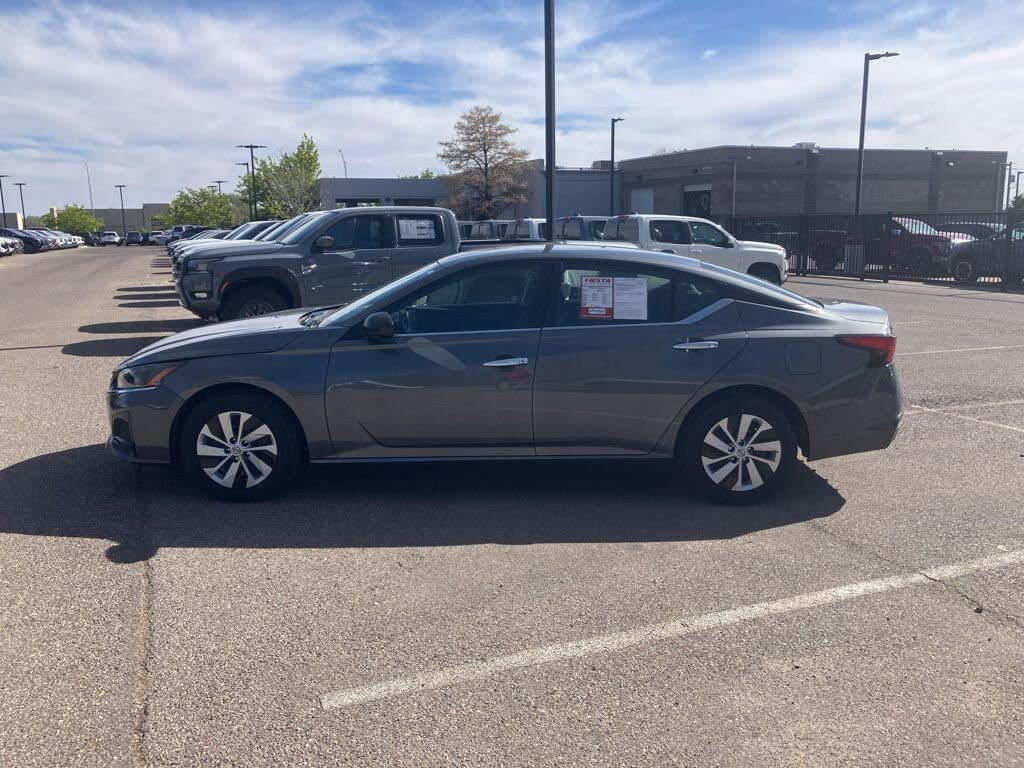 2025 Nissan Altima