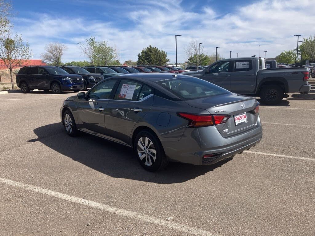 2025 Nissan Altima