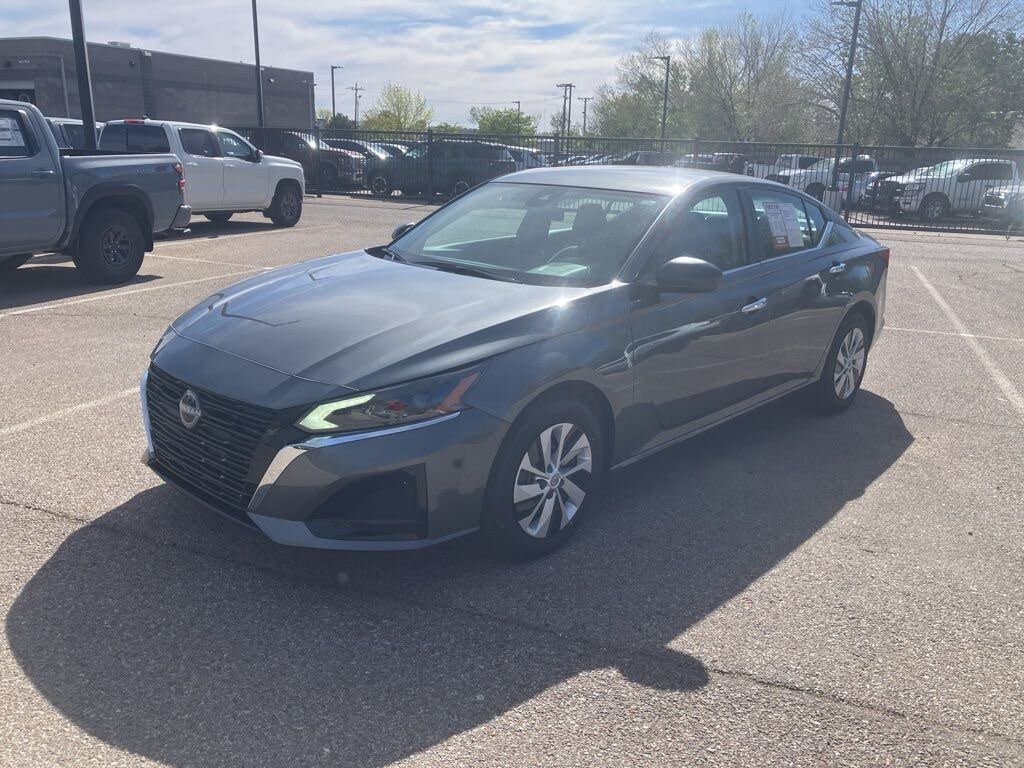 2025 Nissan Altima