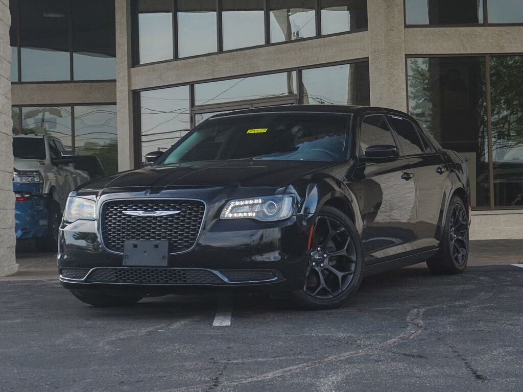 2019 Chrysler 300
