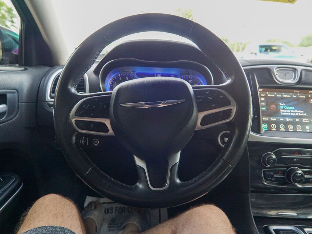 2019 Chrysler 300