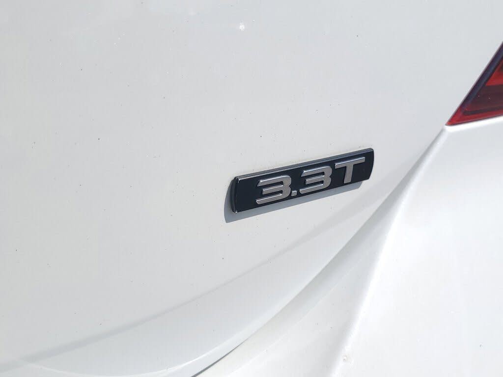 2022 Genesis G70