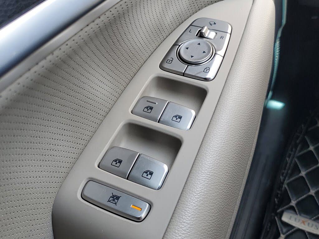 2022 Genesis G70