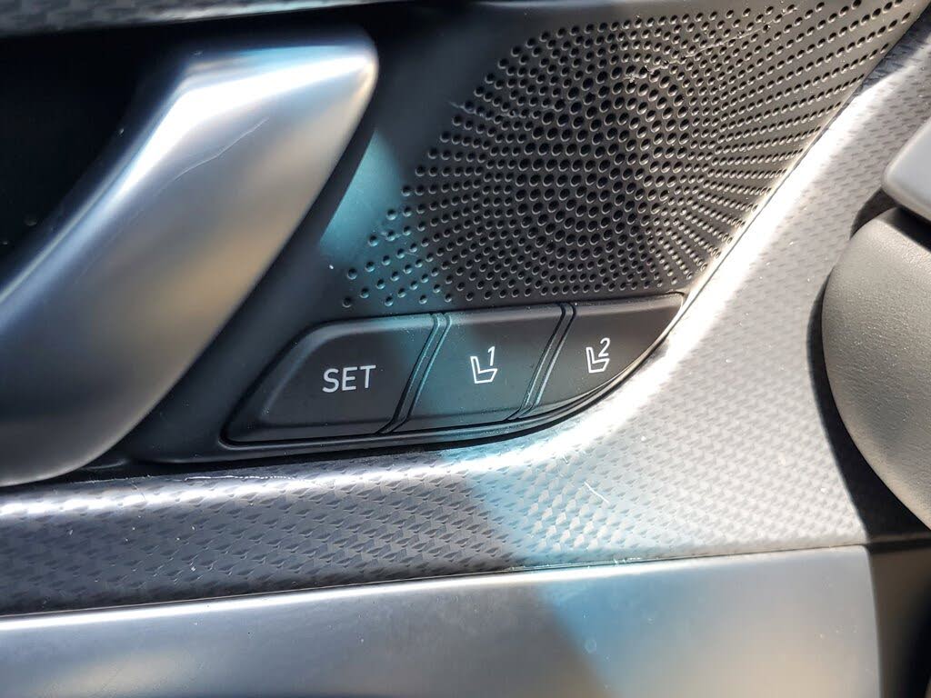 2022 Genesis G70