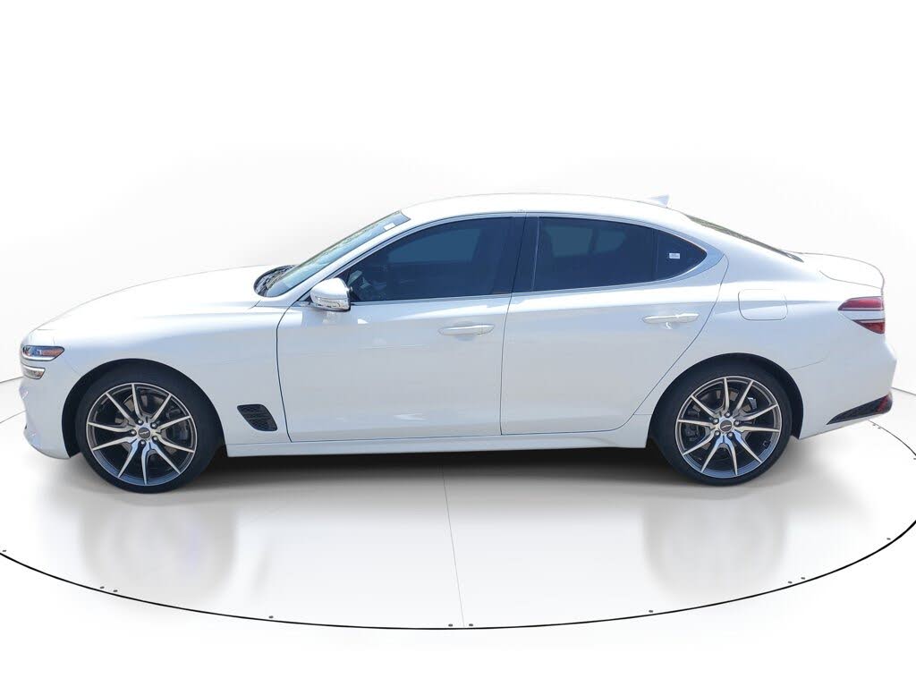 2022 Genesis G70