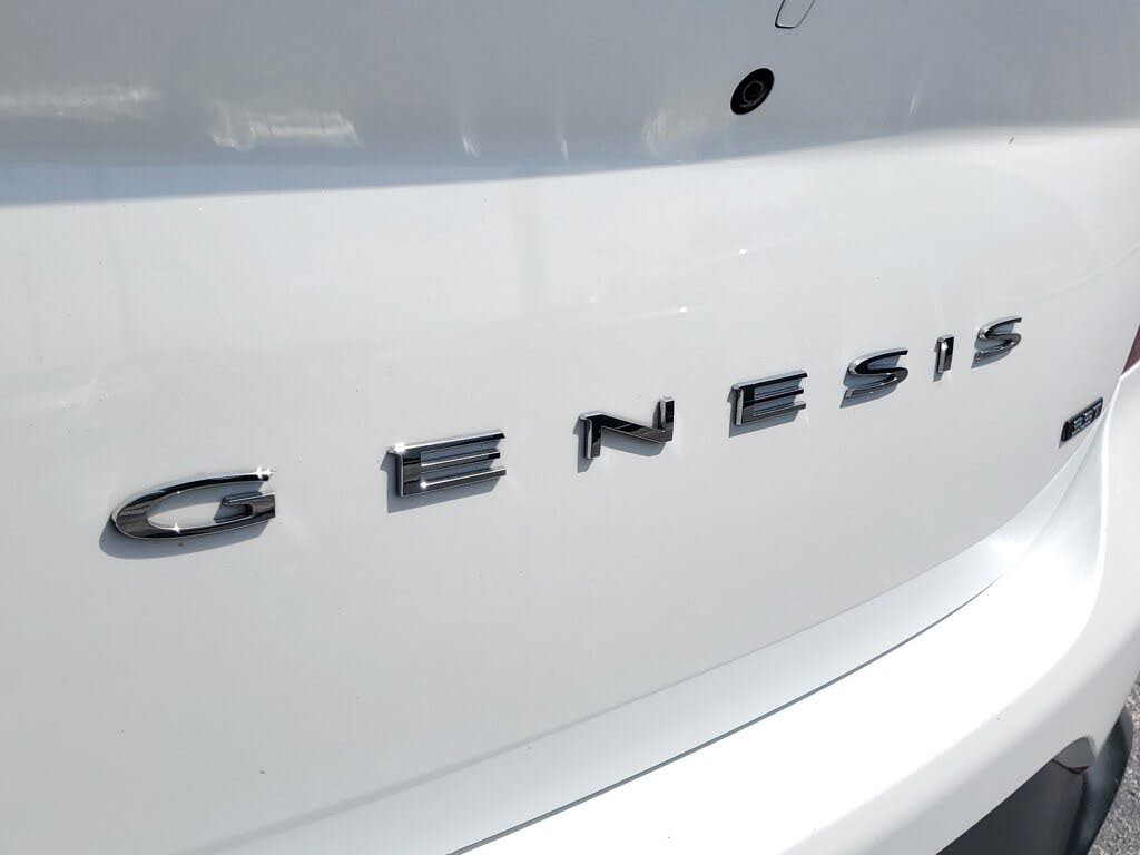 2022 Genesis G70