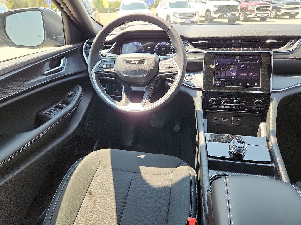 2025 Jeep Grand Cherokee