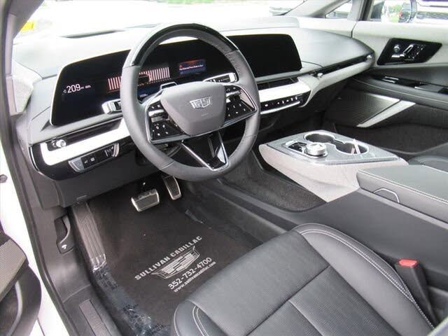 2025 Cadillac OPTIQ
