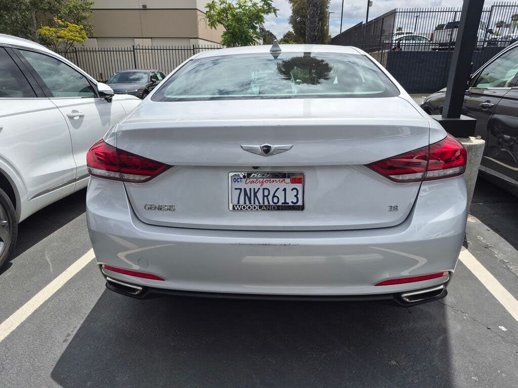 2015 Hyundai Genesis