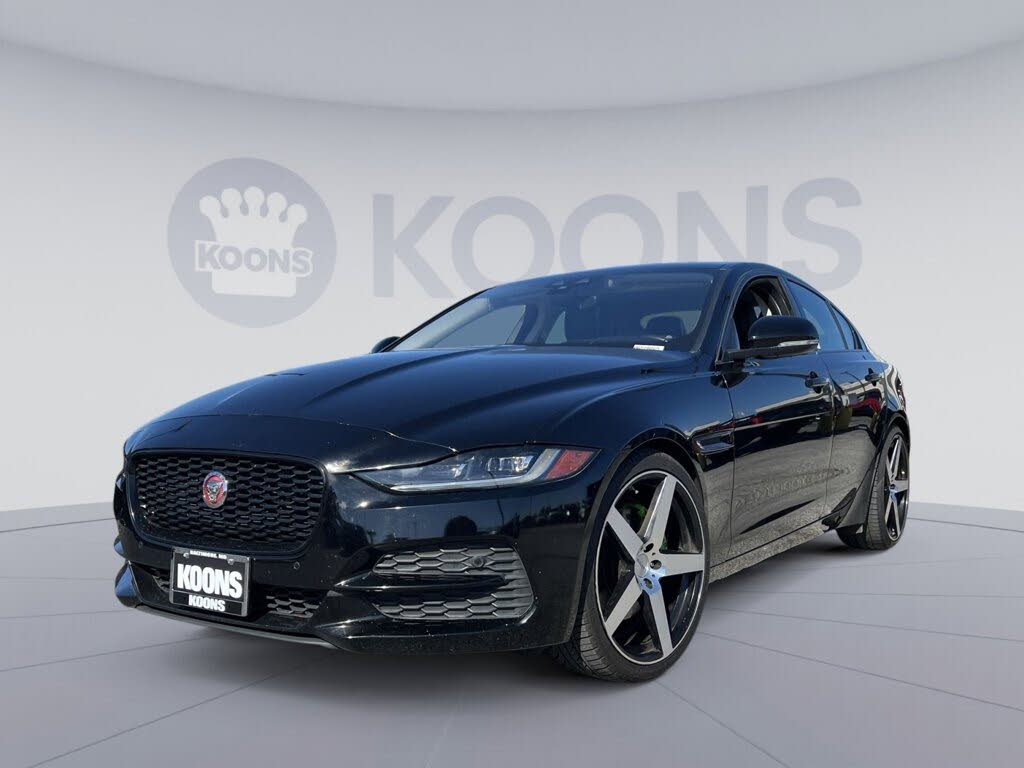 Jaguar XE