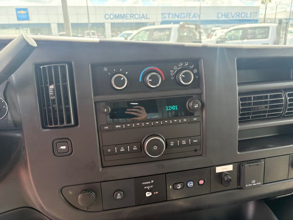 2025 Chevrolet Express Chassis