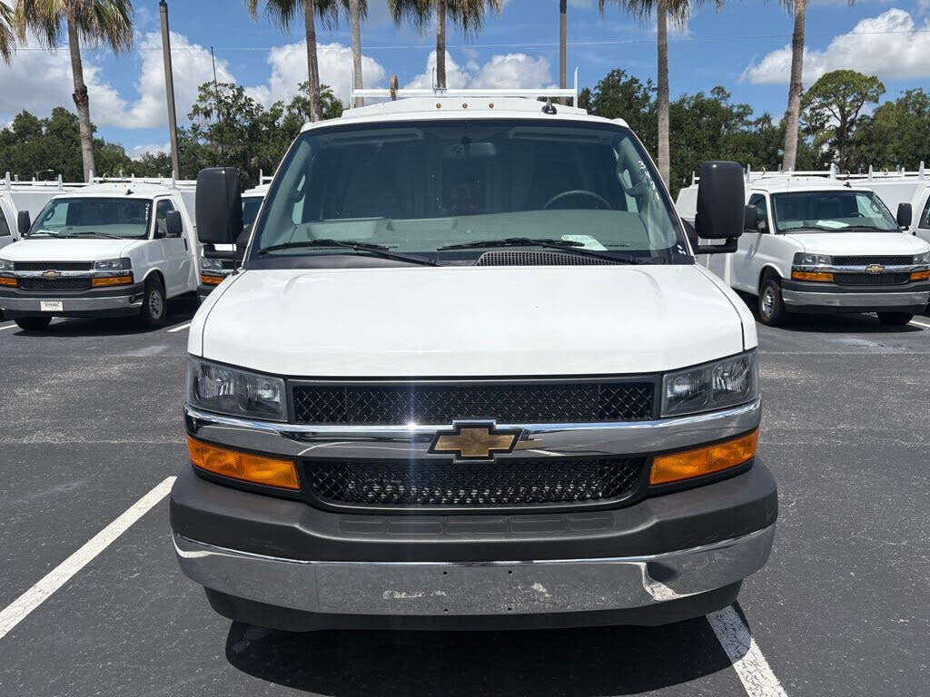 2025 Chevrolet Express Chassis