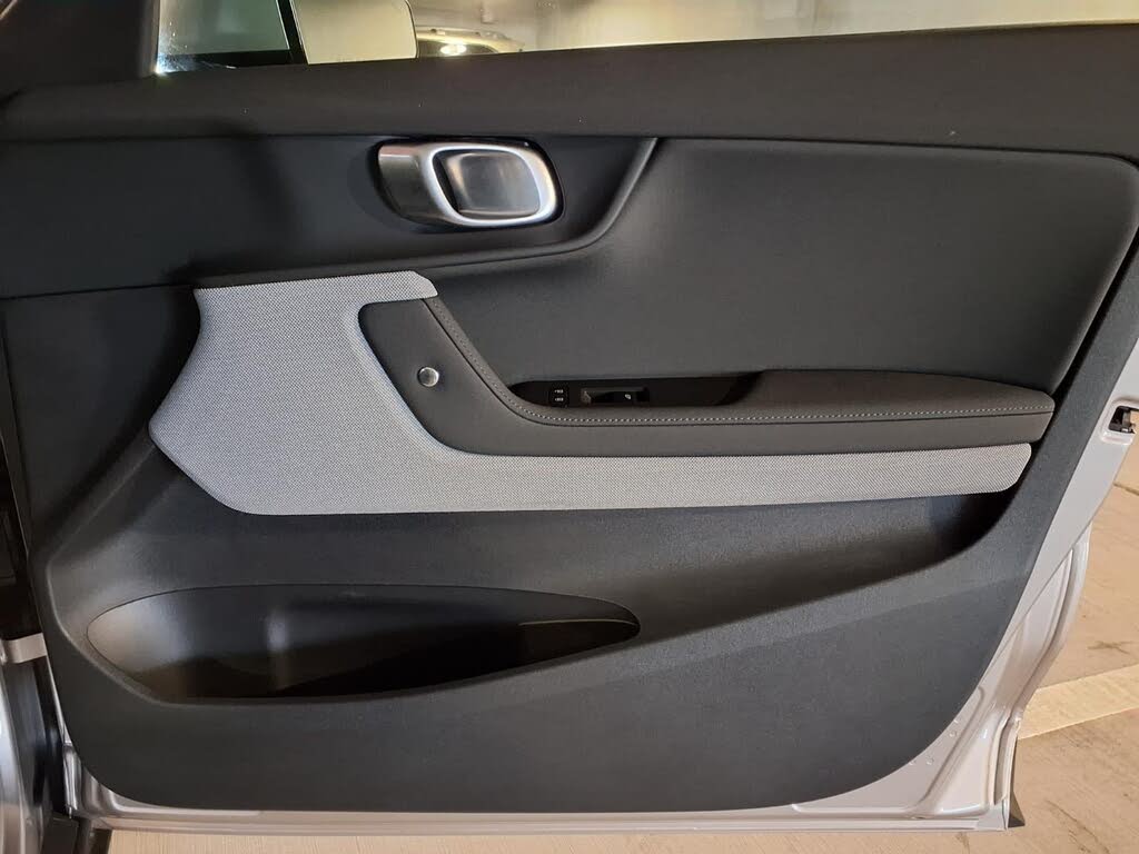 2024 Polestar 2