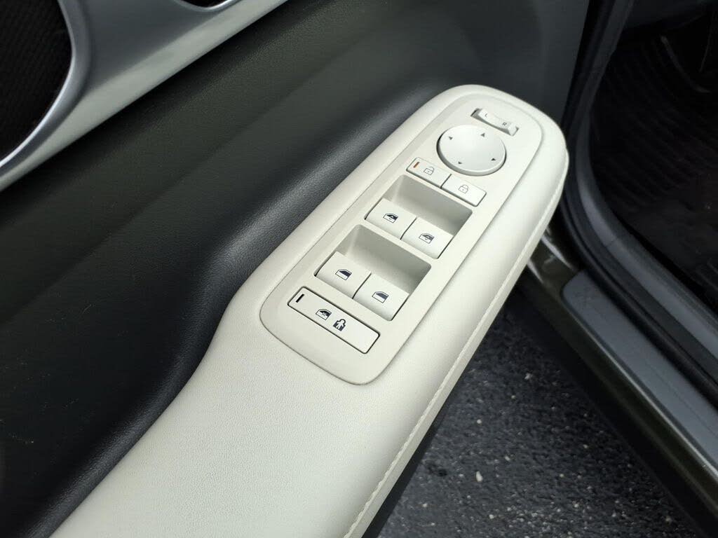 2024 Hyundai Santa Fe Hybrid