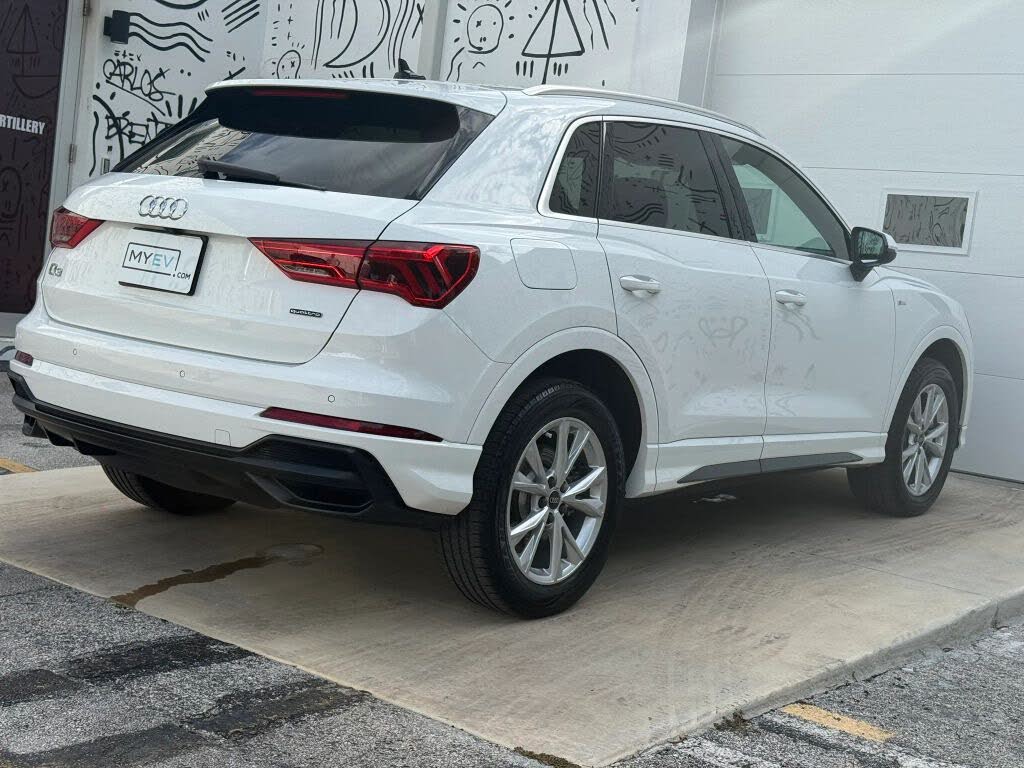 2021 Audi Q3