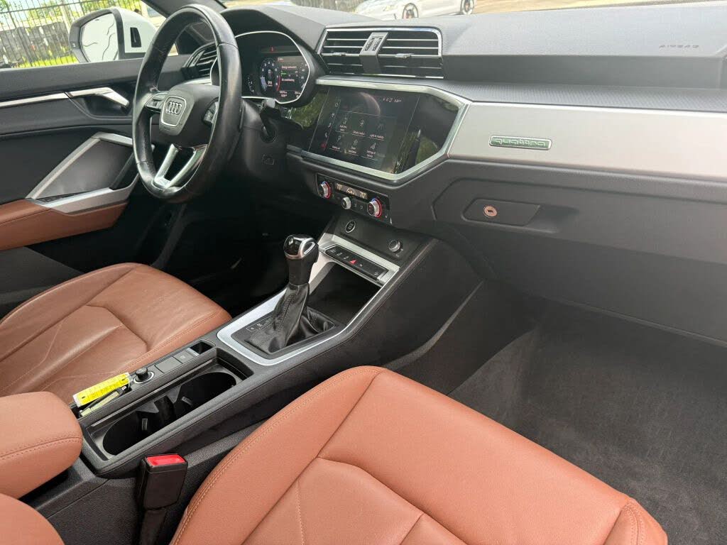 2021 Audi Q3