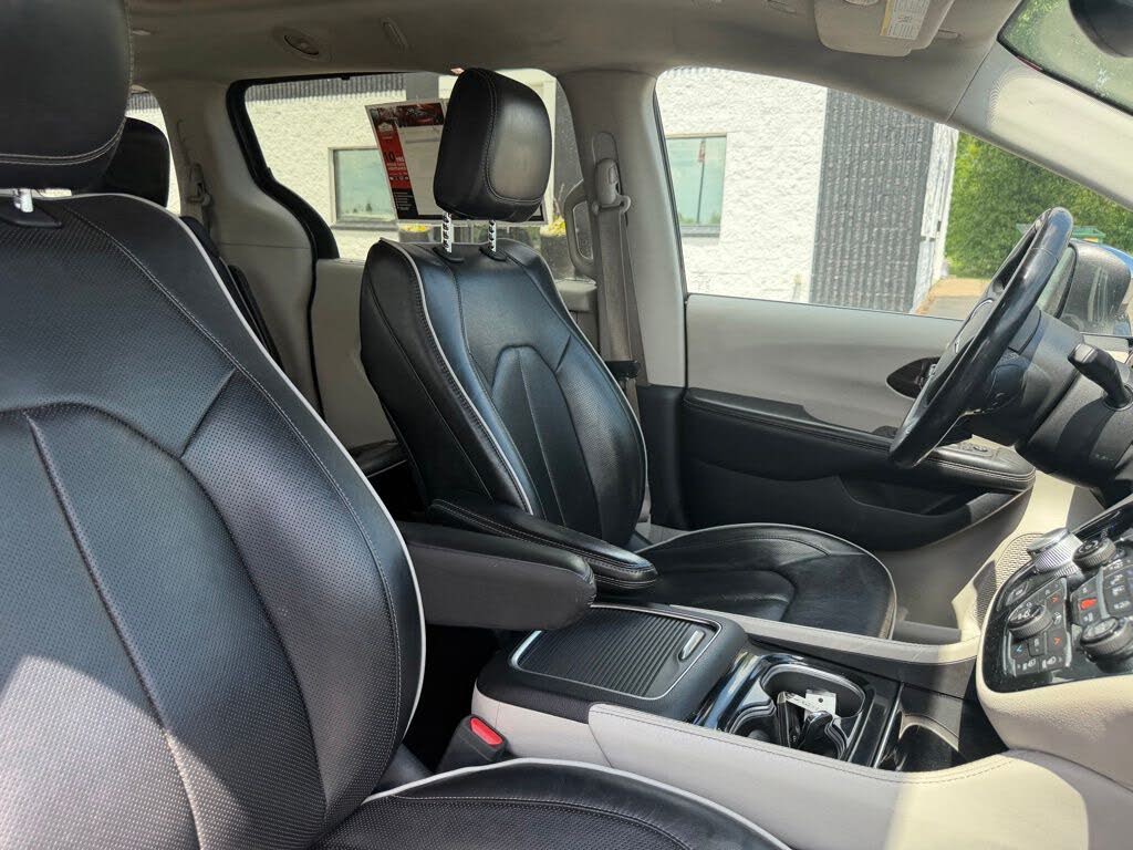 2022 Chrysler Pacifica