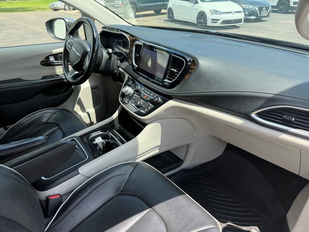 2022 Chrysler Pacifica