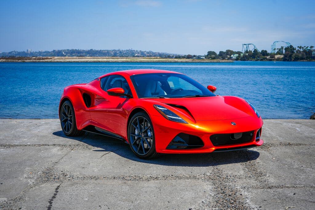 Lotus Emira