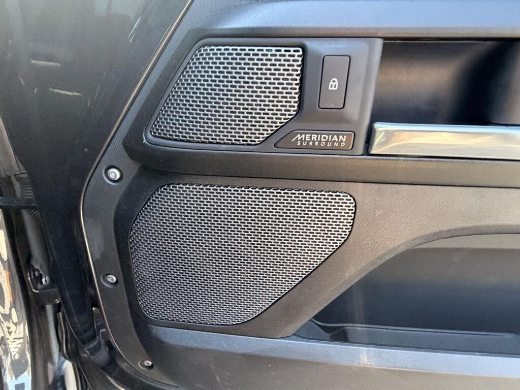 2023 Land Rover Defender