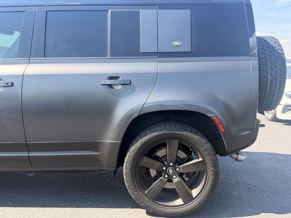 2023 Land Rover Defender