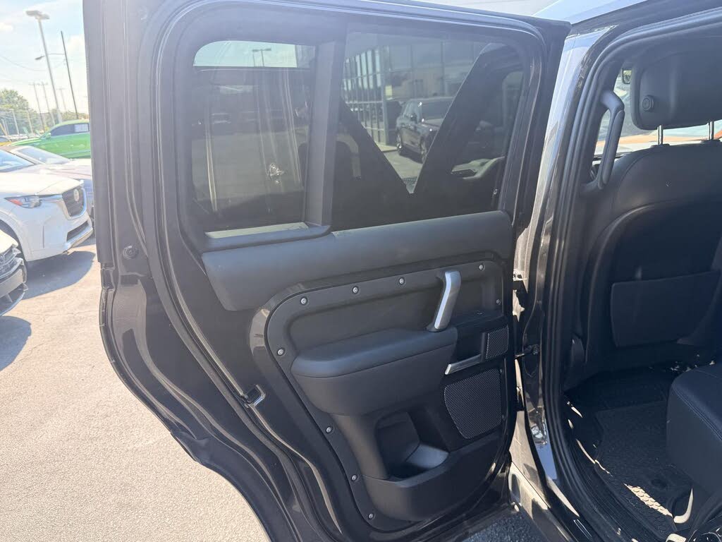 2023 Land Rover Defender