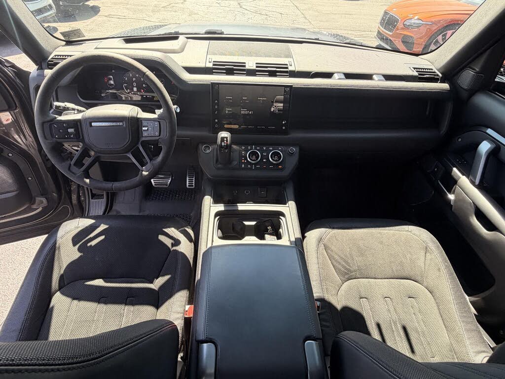 2023 Land Rover Defender