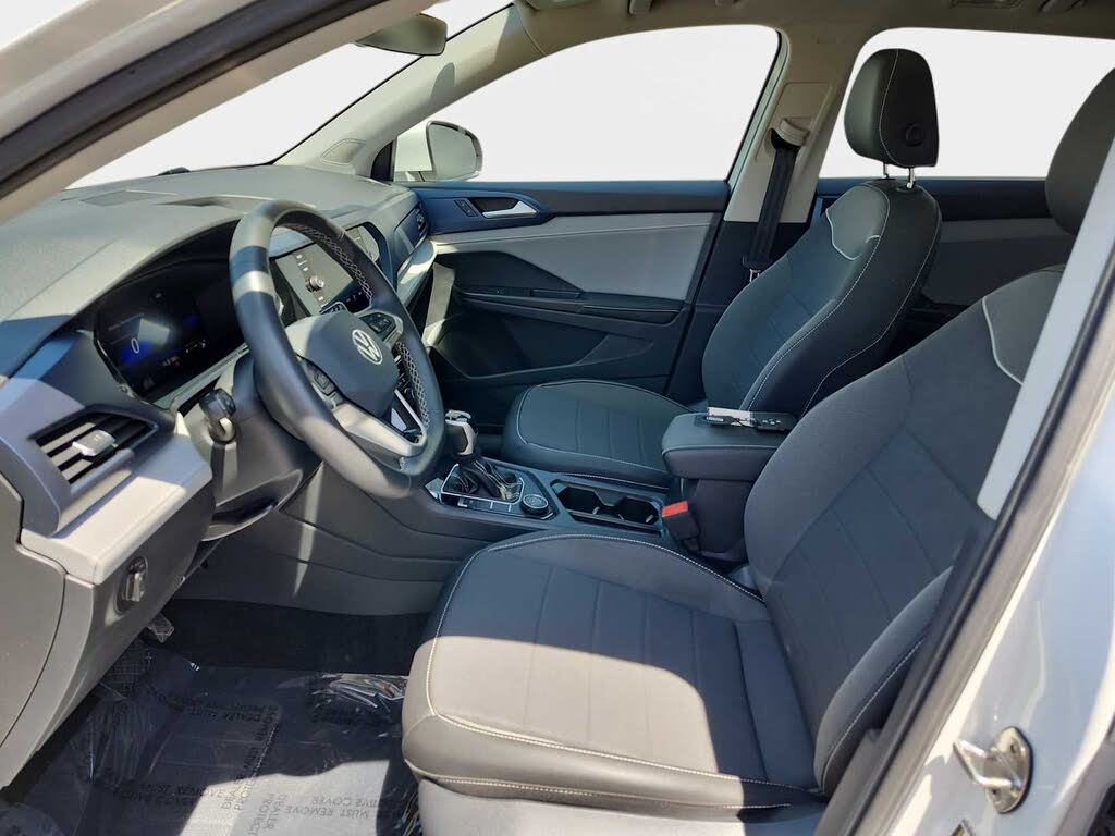 2024 Volkswagen Taos