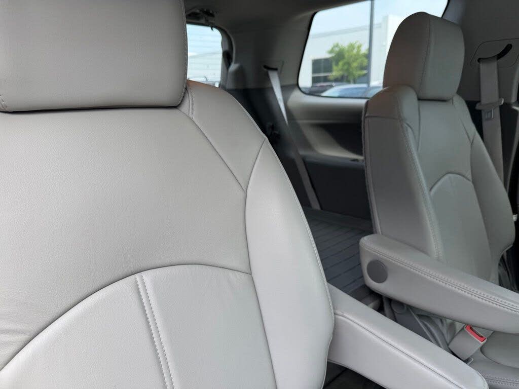 2013 GMC Acadia