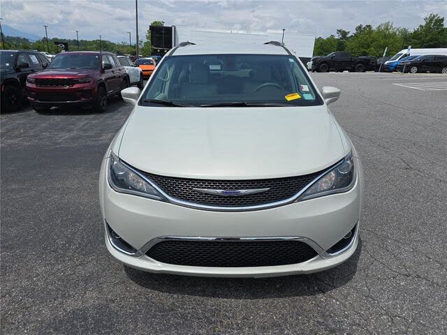 2020 Chrysler Pacifica