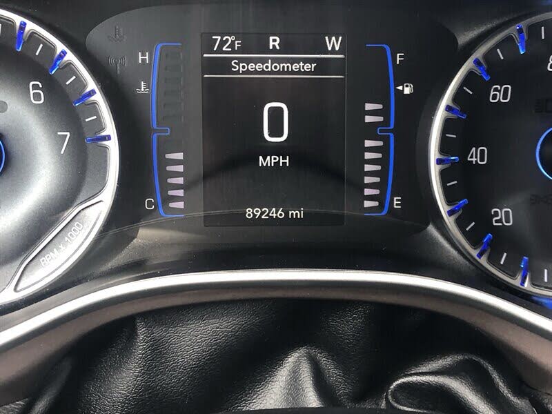 2023 Chrysler Voyager