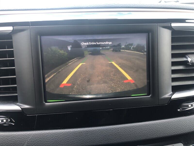 2023 Chrysler Voyager