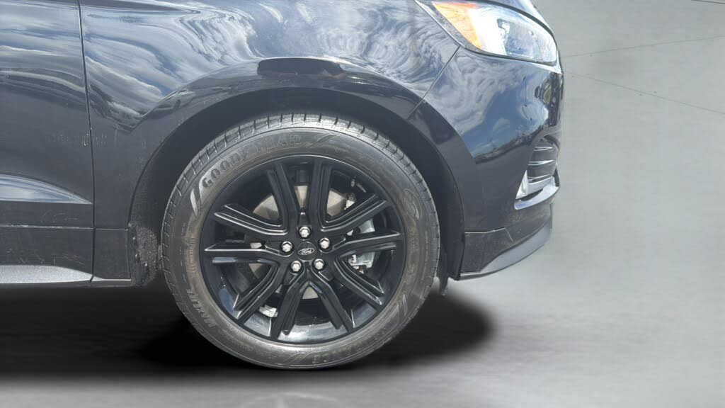 2020 Ford Edge