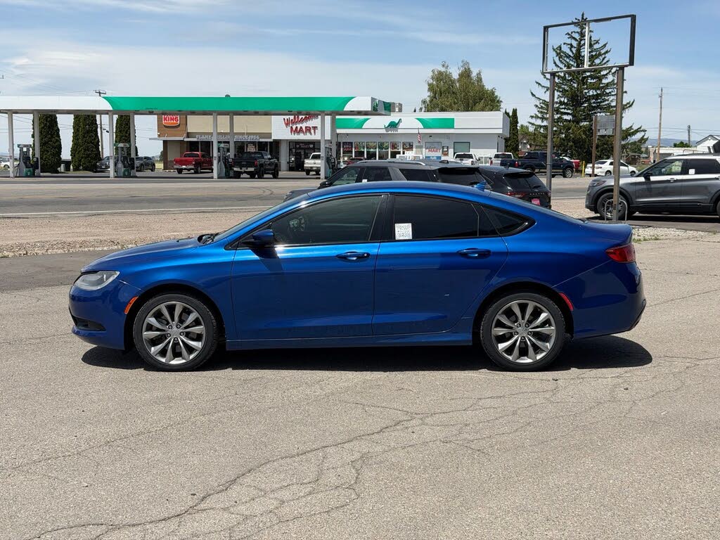 2016 Chrysler 200