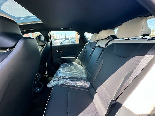 2026 Kia K4