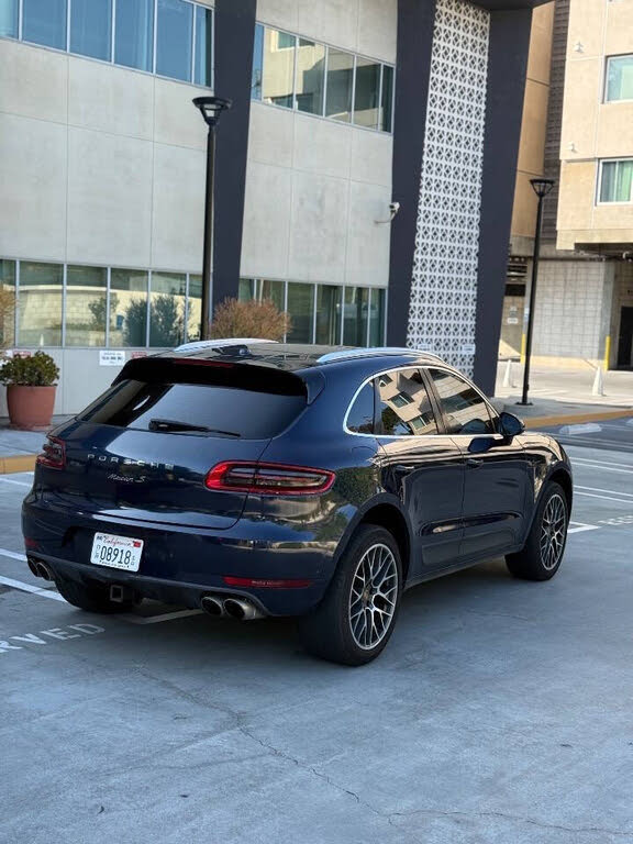 2016 Porsche Macan