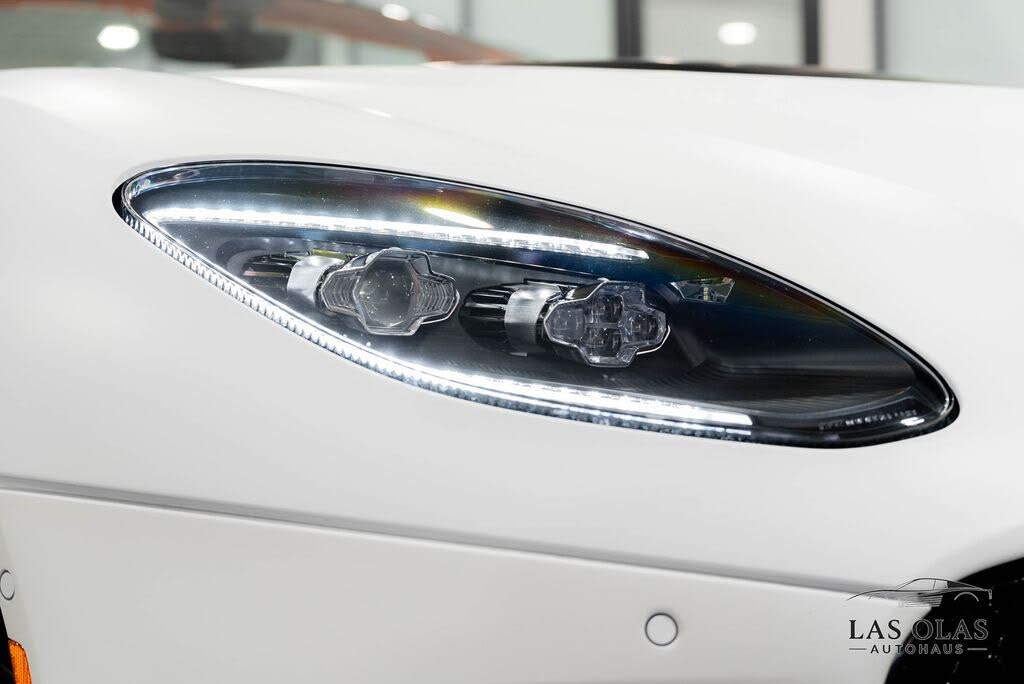 2023 Aston Martin DBS