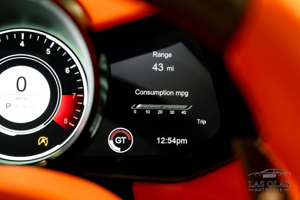 2023 Aston Martin DBS