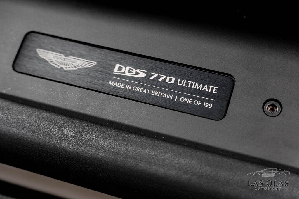 2023 Aston Martin DBS