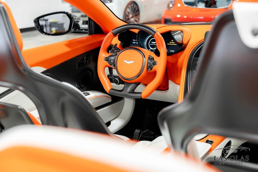 2023 Aston Martin DBS