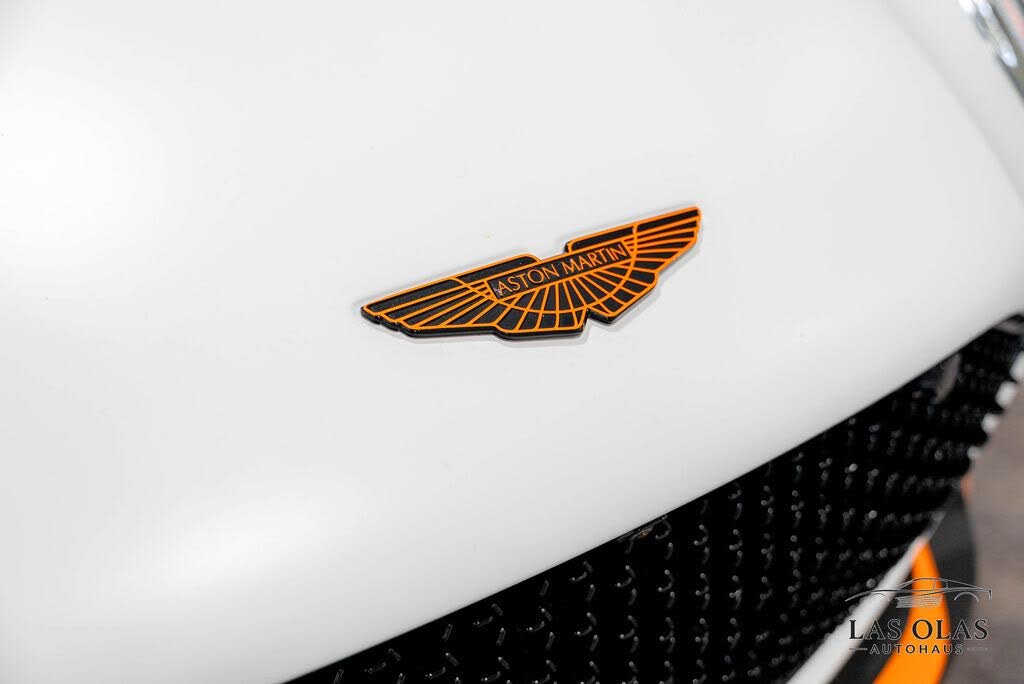 2023 Aston Martin DBS