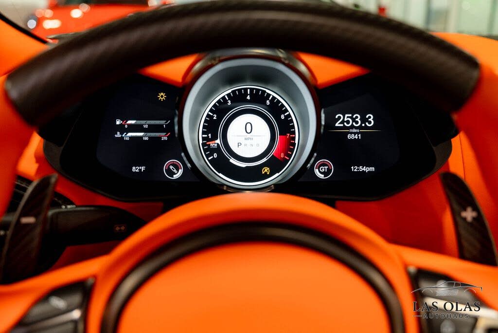 2023 Aston Martin DBS