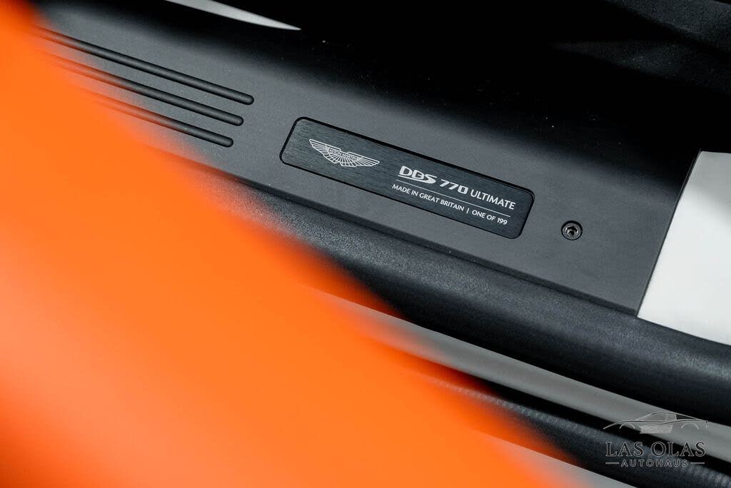 2023 Aston Martin DBS