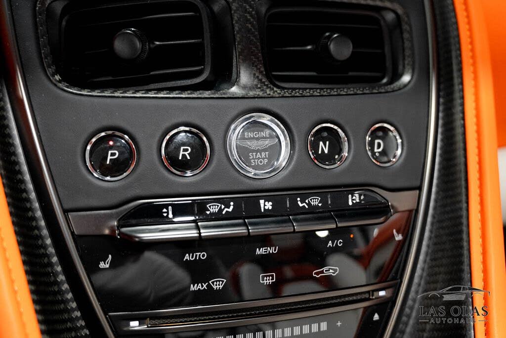 2023 Aston Martin DBS