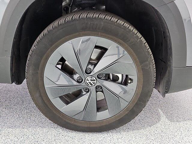 2025 Volkswagen Taos