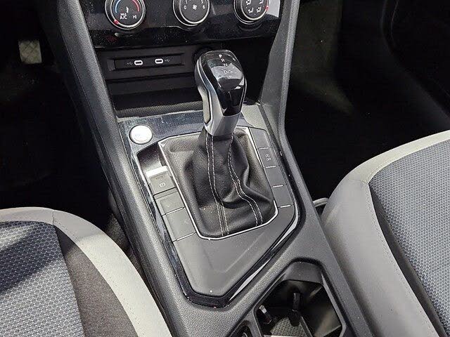 2025 Volkswagen Taos