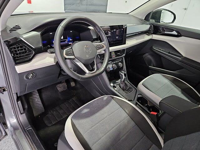 2025 Volkswagen Taos