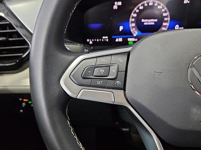 2025 Volkswagen Taos